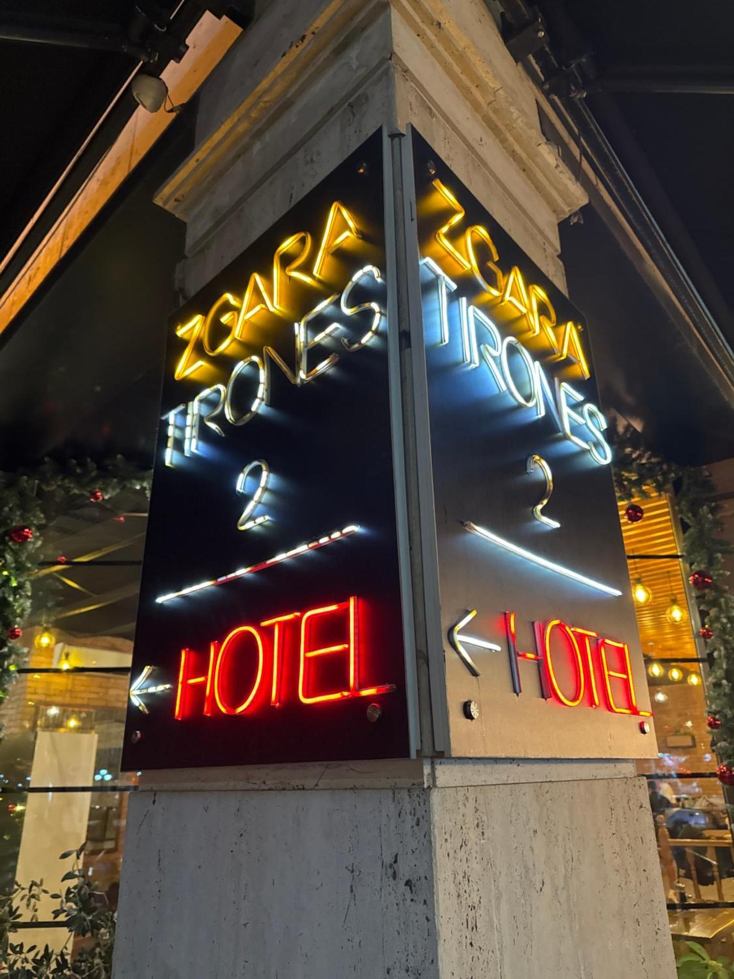 Hotel Tirona Tirana Exteriör bild
