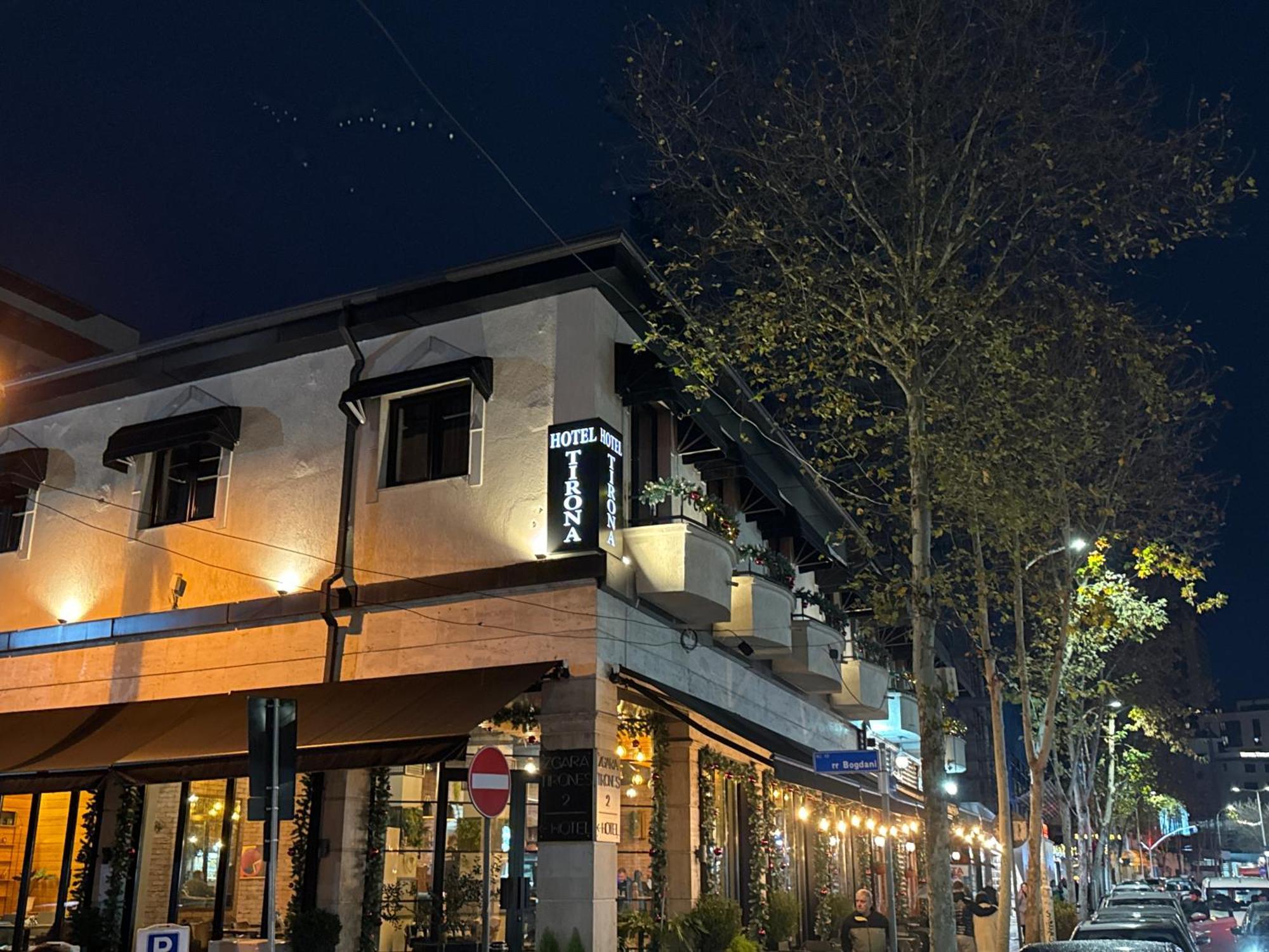Hotel Tirona Tirana Exteriör bild